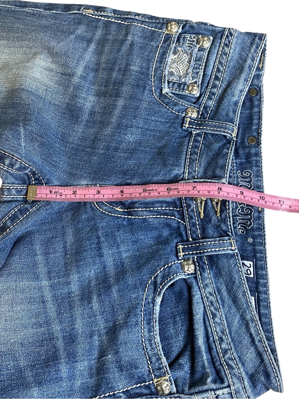 Miss Me Embellished Embroidered Capri Jeans Women’s size 29 - Picture 13 of 16